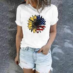 Sunflower American Flag Graphic T-Shirt Size L